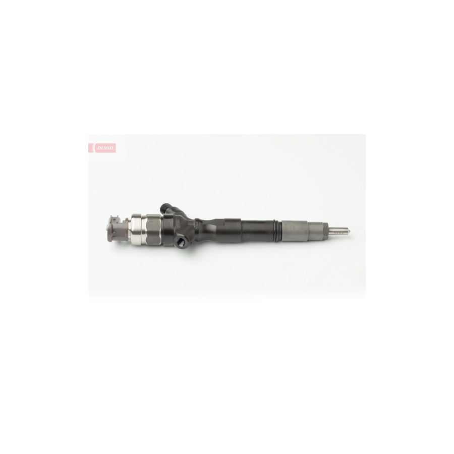 DENSO DCRI300100 Injector Nozzle