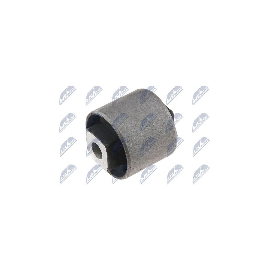 NTY ZttLr004A Control Arm / Trailing Arm Bush For Land Rover Freelander