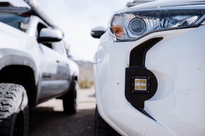 Cali Raised LED Cali Raised 14-24 Toyota 4Runner Led Fog Light Pod Rep Brackets Kit - Brackets W/ 3X2 18W Amber Pods
