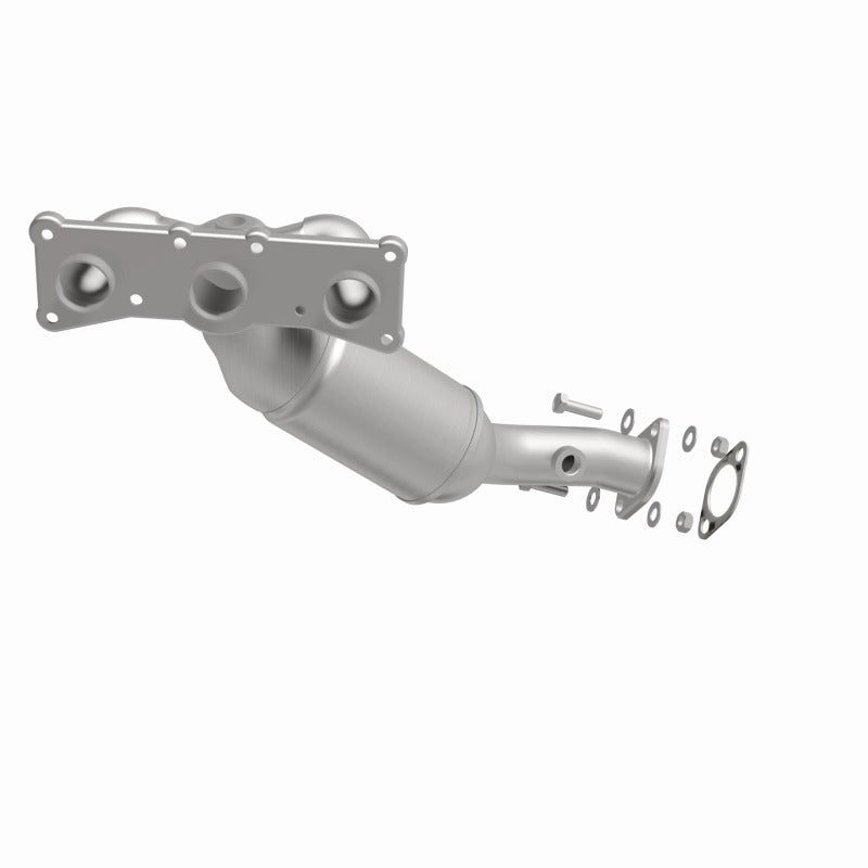 MagnaFlow Direct Fit Catalytic Converter California Grade 09-10 BMW 528i L6 3.0L