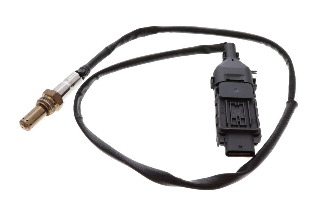 VEMO V10-72-0130 Nox Sensor, Urea Injection