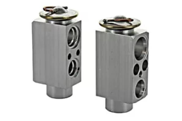 VEMO V25-77-0152 Expansion Valve, Air Conditioning