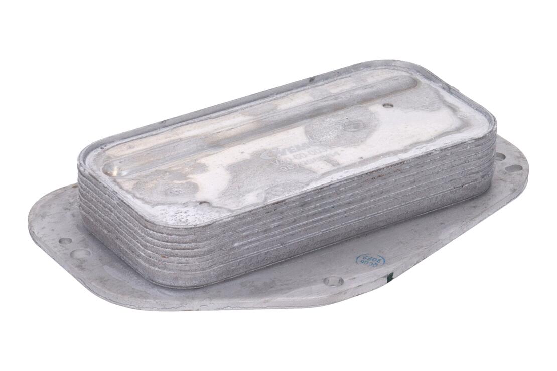 VEMO V40-60-0031 Oil Cooler, Engine Oil