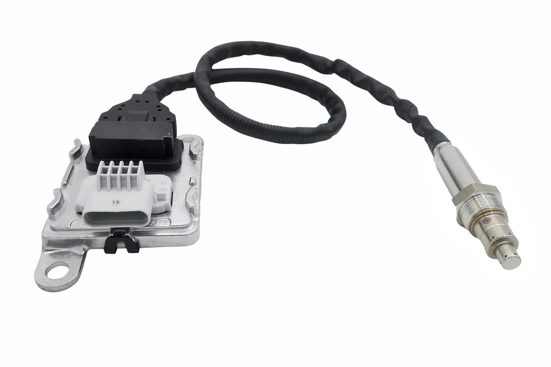 VEMO V42-72-0055 Nox Sensor, Urea Injection
