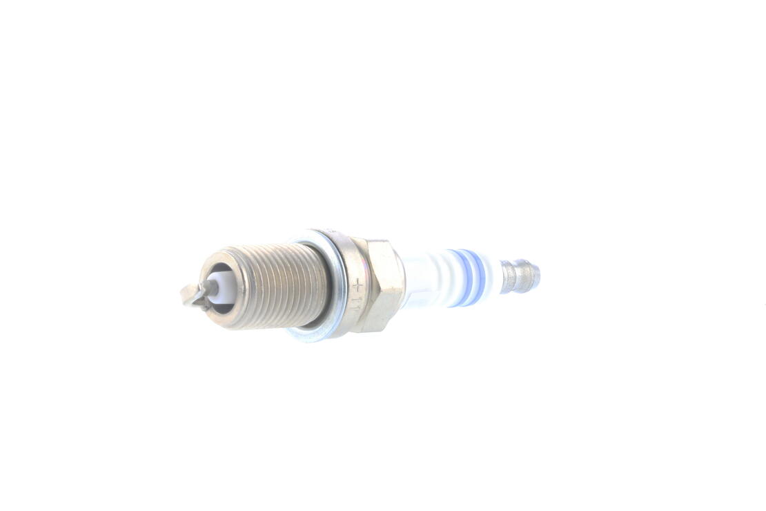 VEMO V99-75-1020 Spark Plug