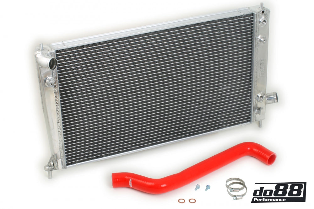 DO88 WC-270-R SAAB 9-5 98-01 Radiator Red hose