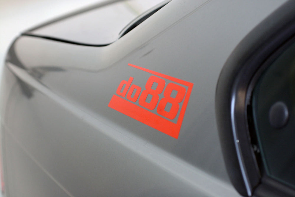 DO88 dekal_red_180x67 red sticker 180x67mm