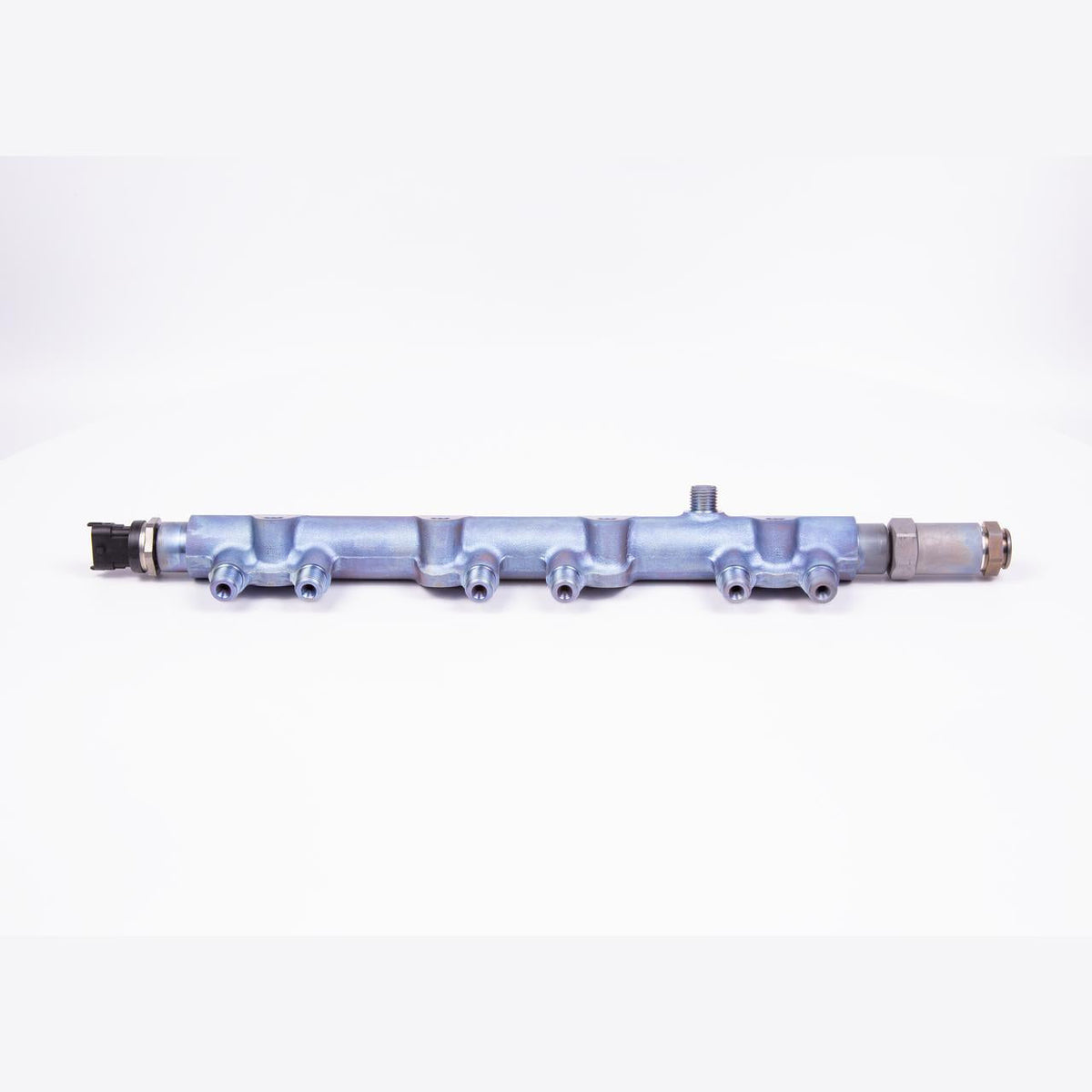 BOSCH 226-018 Fuel Distributor Pipe
