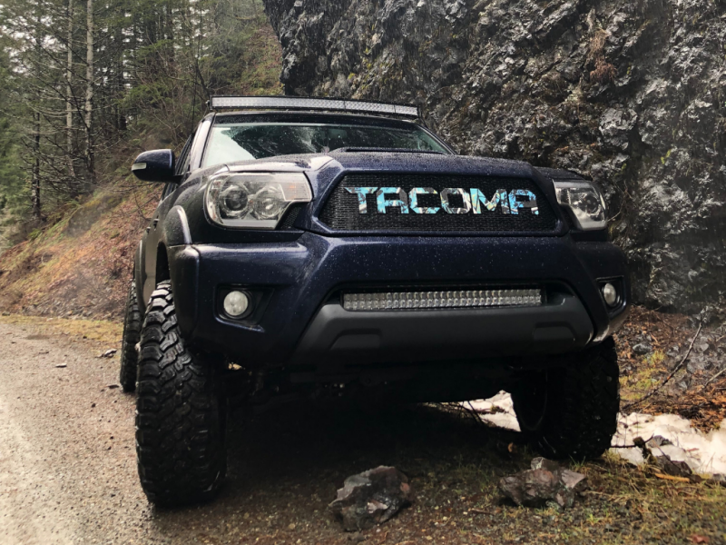 Cali Raised LED Cali Raised 05-15 Toyota Tacoma 32In Lower Bumper Flush Led Bar Kit - Combo Amber Backlight - Tall