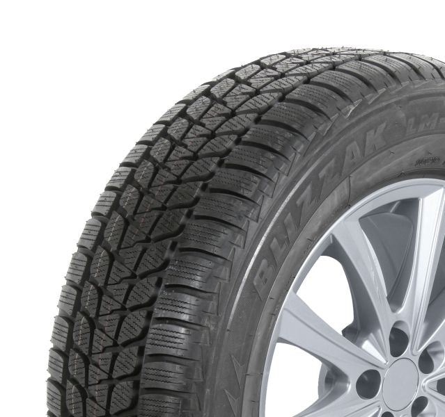 BRIDGESTONE 25550R19ZTBR107VL25R Suv/4X4 Rft Type Winter Tyrede73.0 Db
