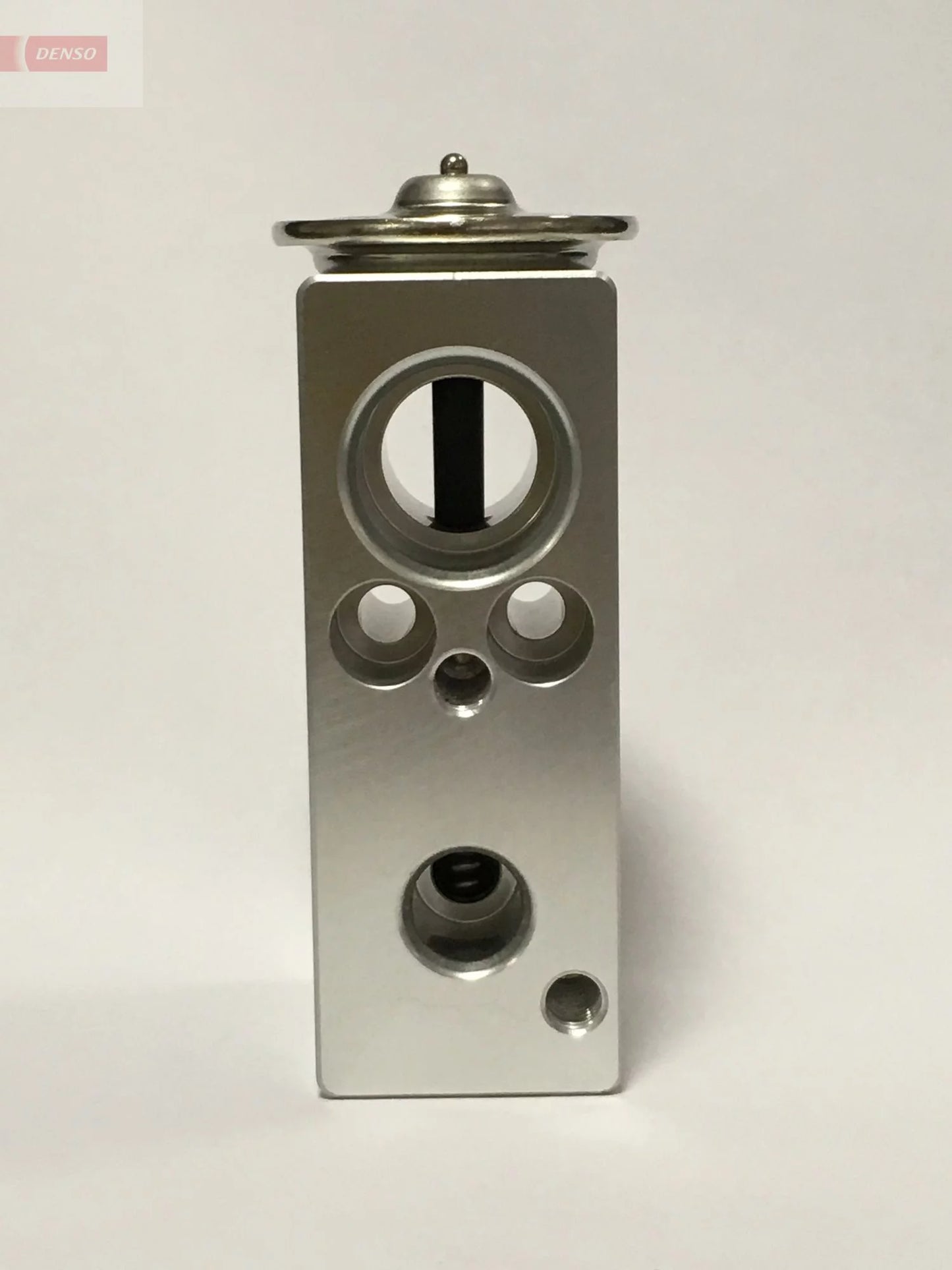 Denso DVE23014 Dve23014 Ac Expansion Valve For Renault Master | ML Performance UK