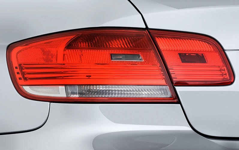 E92 outlet tail lights