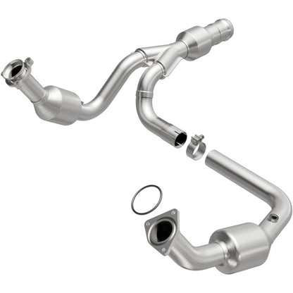 MagnaFlow 11-14 Escalade 6.2 Underbody Direct Fit Converter