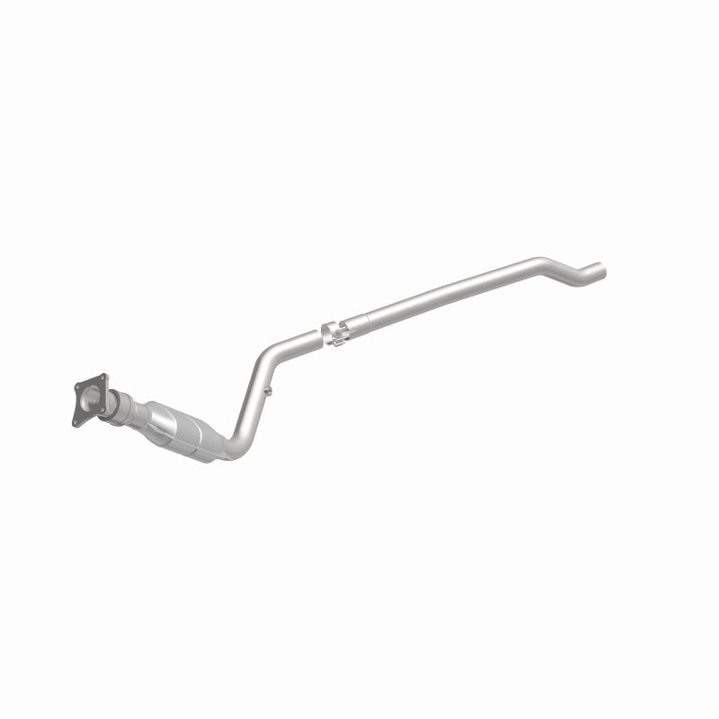 MagnaFlow Direct Fit Catalytic Converter 96-00 Caravan 3.0L