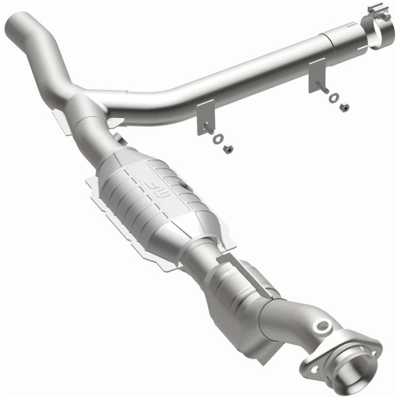 MagnaFlow Direct Fit Catalytic Converter 97-98 Ford Trucks 4.6L