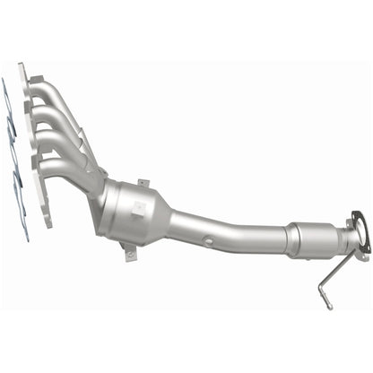 MagnaFlow Direct Fit Catalytic Converter 10-13 Mazda 3 2.0L Manifold