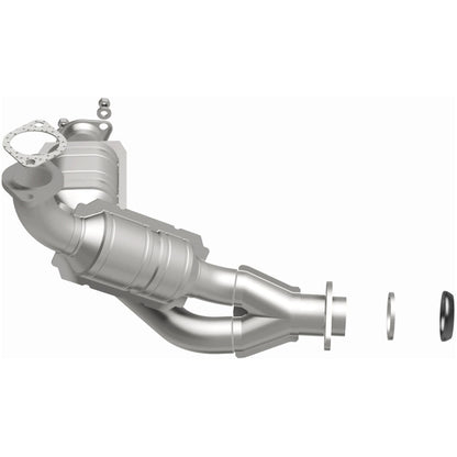 MagnaFlow Direct Fit Catalytic Converter 01-02 Mitsu Montero 3.5L