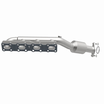 MagnaFlow 2004 Nissan Titan 5.6L Direct Fit Converter