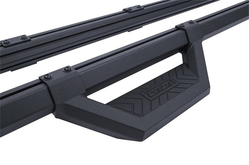 Dee Zee 99-23 Chevrolet/GMC/Dodge/Ford Full Size Truck Hex Cast -Super Cab Side Steps (Txt Blk)