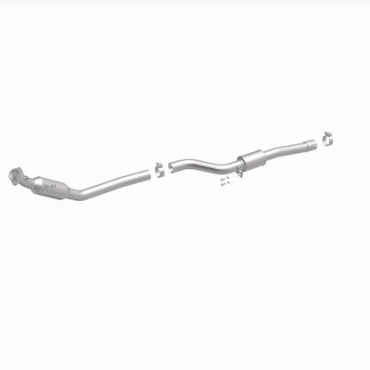 MagnaFlow Direct Fit Catalytic Converter 2013-2017 SL550 V8 4.6 OEM Underbody