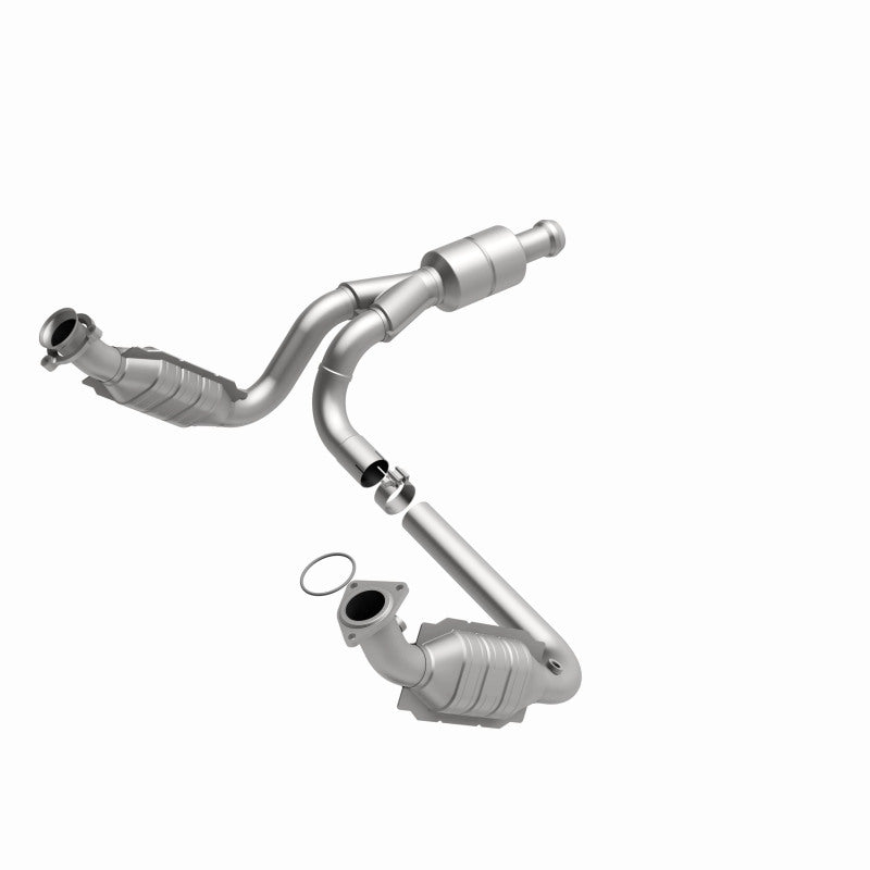 MagnaFlow Direct Fit Catalytic Converter 10-13 GMC Sierra 1500 V6 4.3L