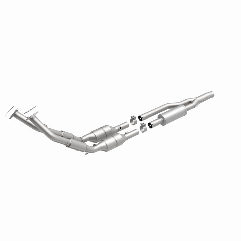 MagnaFlow Direct Fit Catalytic Converter TT QUATTRO-08 3.2L OEM