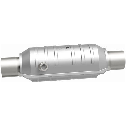MagnaFlow Universal Catalytic Converter 2.50 OEM Angled O2