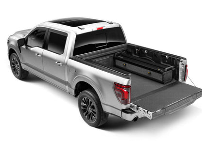 Retrax 21-26 Ford F-150 SuperCrew/SuperCab 5.5ft Bed & F-150 Lightning RetraxPRO EZ-Off FRC-4000