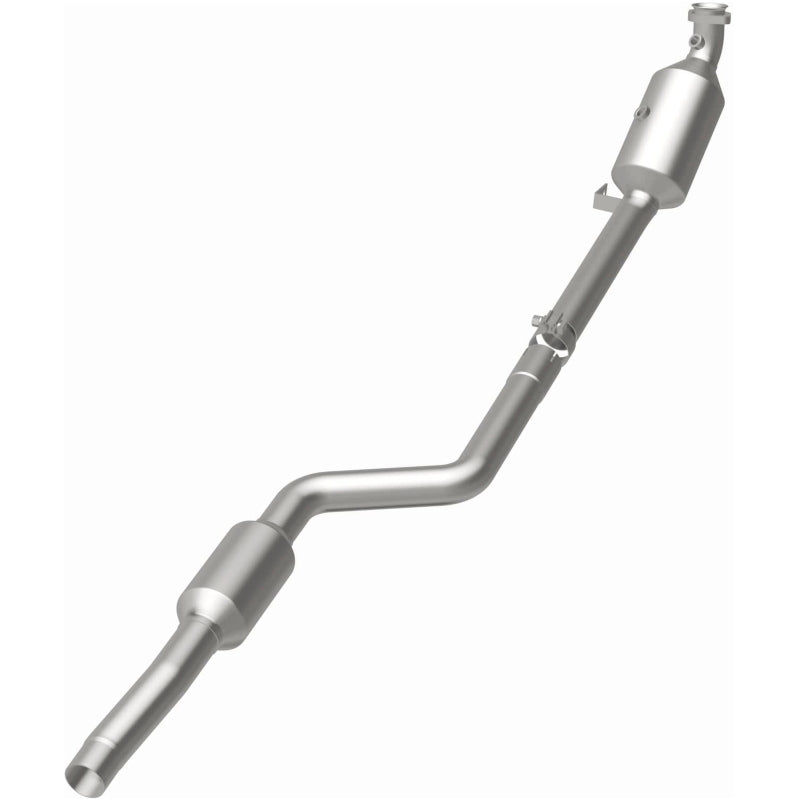 MagnaFlow 2011 C300 V6 3 OEM Underbody Direct Fit Converter