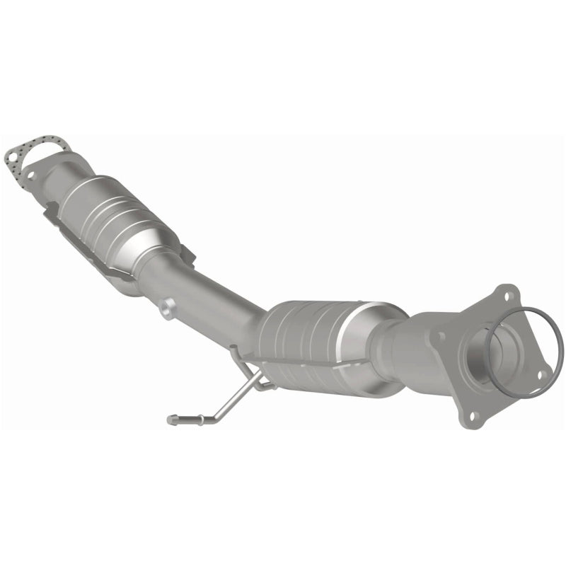 MagnaFlow Direct Fit Catalytic Converter 05-09 Volvo V50 2.4L