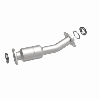 MagnaFlow Direct Fit Catalytic Converter 11-15 Sienna 3.5 Underbody