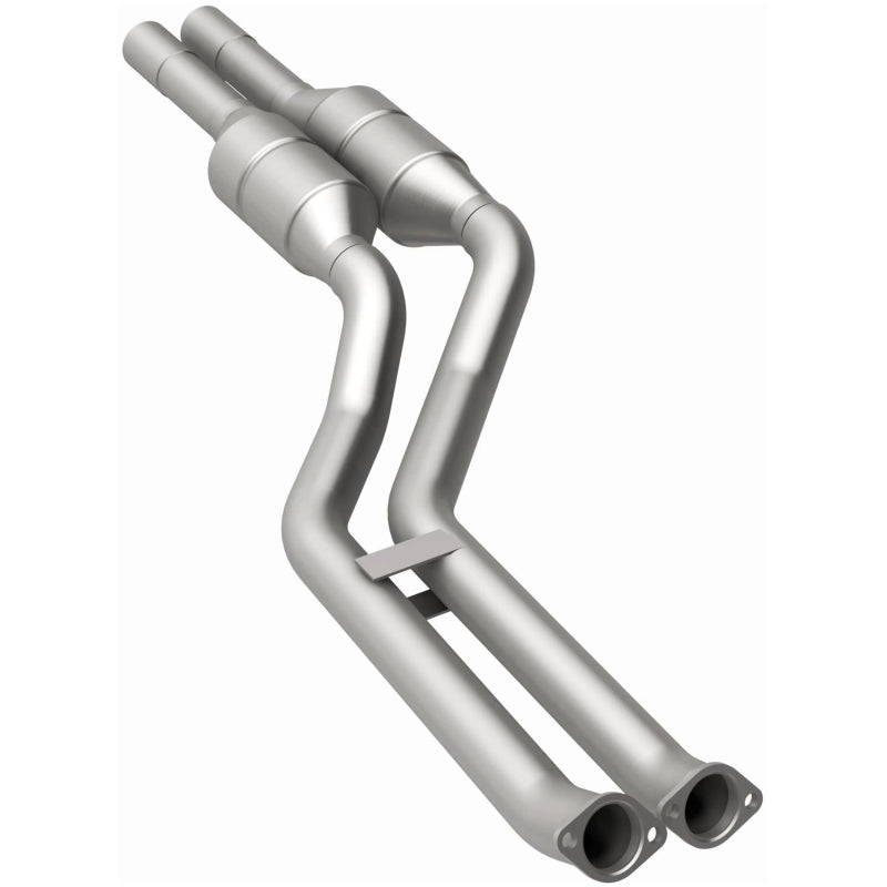 MagnaFlow Direct Fit Catalytic Converter BMW 3 01-06 Rear OEM