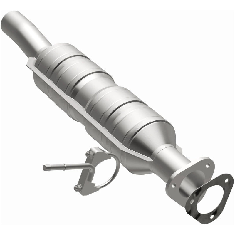 MagnaFlow Direct Fit Catalytic Converter 07-08 E-350 Super Duty 5.4 & 6.8 L OEM Underbody