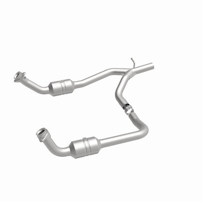 MagnaFlow Direct Fit Catalytic Converter 2009-2014 E-150 4.6 L Underbody