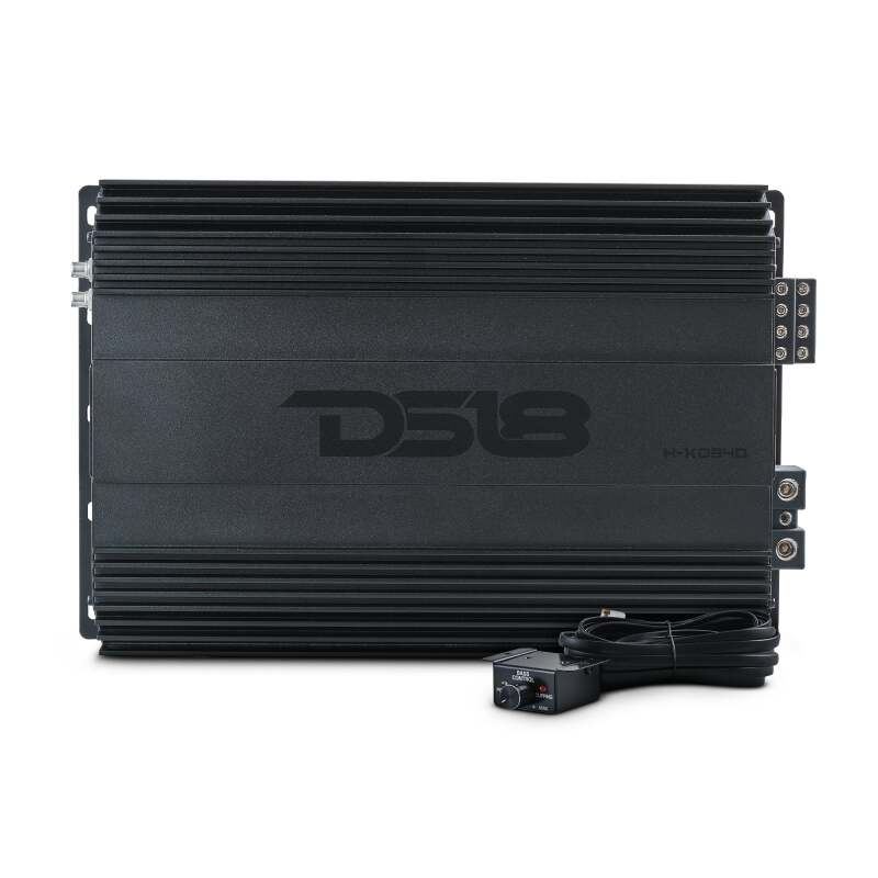 DS18 4-Channel Amp 2x 1000/4ohm Bridge 4 x 550/2ohm 4 x 300/4ohm Watts RMS Black