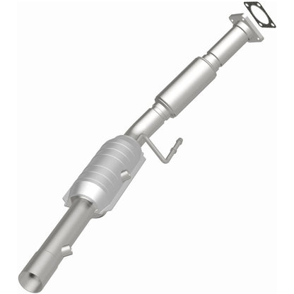 MagnaFlow Direct Fit Catalytic Converter 06-08 VW Rabbit 2.5L