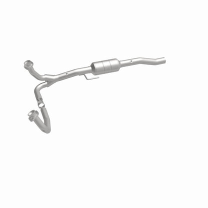 MagnaFlow Direct Fit Catalytic Converter 00 Dodge Durango 5.2/5.9L