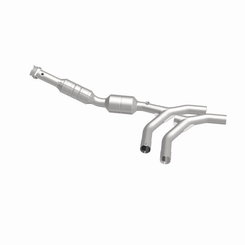 MagnaFlow Direct Fit Catalytic Converter 05-07 Ford E150 4.6L Passenger Side