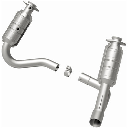 MagnaFlow Direct Fit Catalytic Converter 2008 Chrysler Aspen 4.7L/Dodge Durango 4.7L 2WD