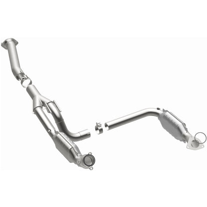 MagnaFlow Direct Fit Catalytic Converter Chevy Express 4.3L/5.4L