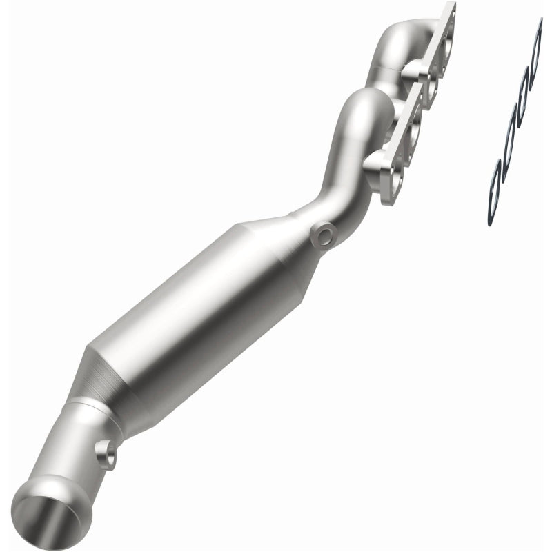 MagnaFlow 07-10 BMW X5 4.8L Direct Fit Converter