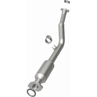 MagnaFlow Direct Fit Catalytic Converter California Grade 96-98 Toyota 4Runner 2.7L
