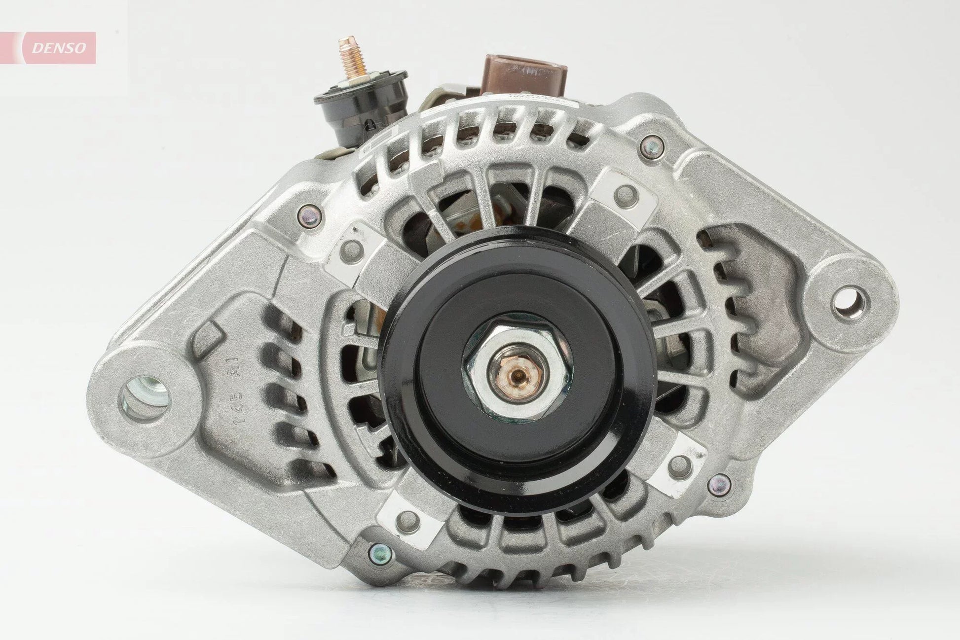 DENSO DAN1077 Alternator for Toyota Yaris II Hatchback (Xp9)