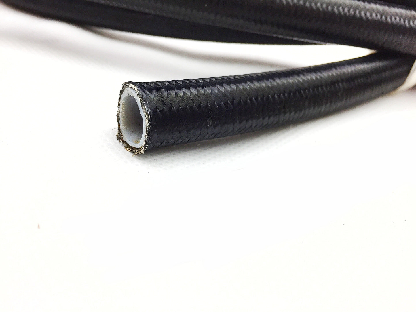 ARD AR0725BLK-6-M PTFE HOSE WITH BLACK STAINLESS STEEL WIRE BRAIDED AN6