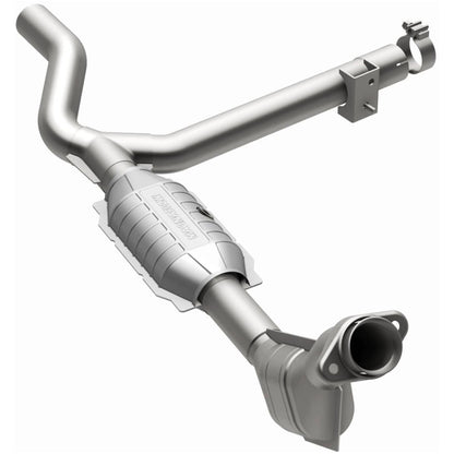 MagnaFlow Direct Fit Catalytic Converter 99-00 Ford F-150 4.2L 50S
