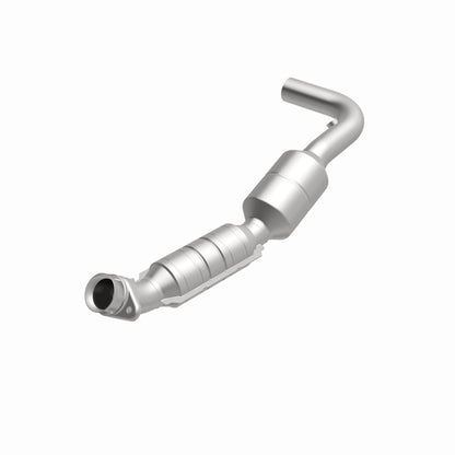 MagnaFlow Direct Fit Catalytic Converter 05-07 Ford E150 4.6L Driver Side