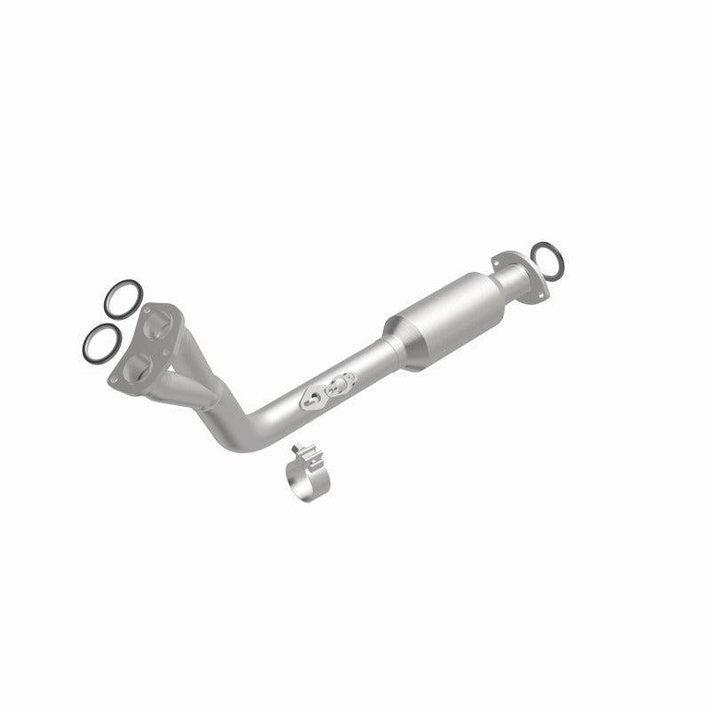 MagnaFlow Direct Fit Catalytic Converter California Grade 96-98 Toyota 4Runner 2.7L