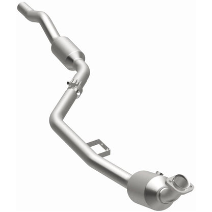 MagnaFlow Direct Fit Catalytic Converter 07-09 Mercedes E350 3.5L