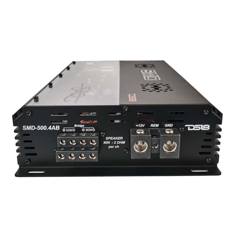 DS18 Steave Meade Colab 4-Ch Amp Class A/B 2x 1000/4ohm Bridge 4x500/2ohm 4x300/4ohm Watts LED
