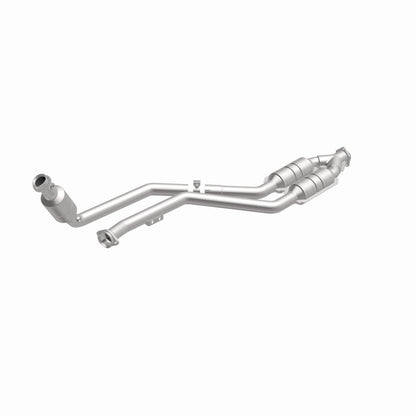 MagnaFlow Direct Fit Catalytic Converter 99-00 Mercedes CLK320 3.2L